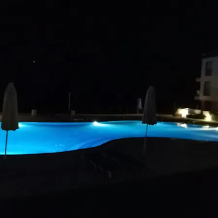 б003 в бийч резорт- море пред прозореца, плаж пред вратата !!! * Обзор