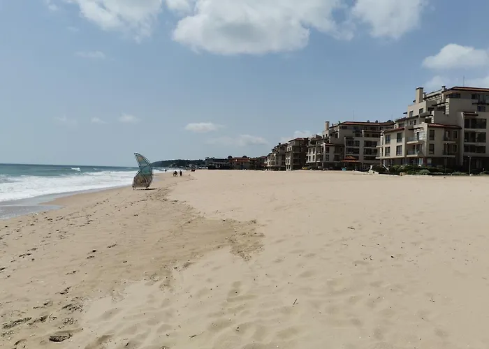 б003 в бийч резорт- море пред прозореца, плаж пред вратата !!! Апартамент *